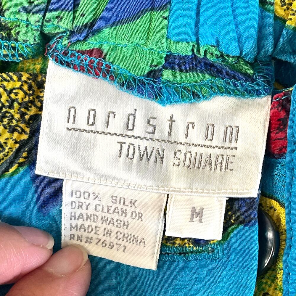 Vintage NORDSTROM High Waist Silk Fish Shorts - Picture 4 of 9